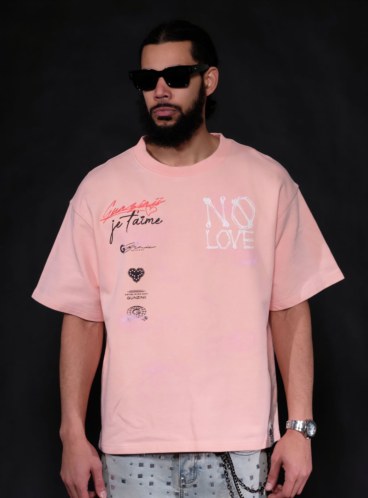 Gunzinii No Love T-shirt
