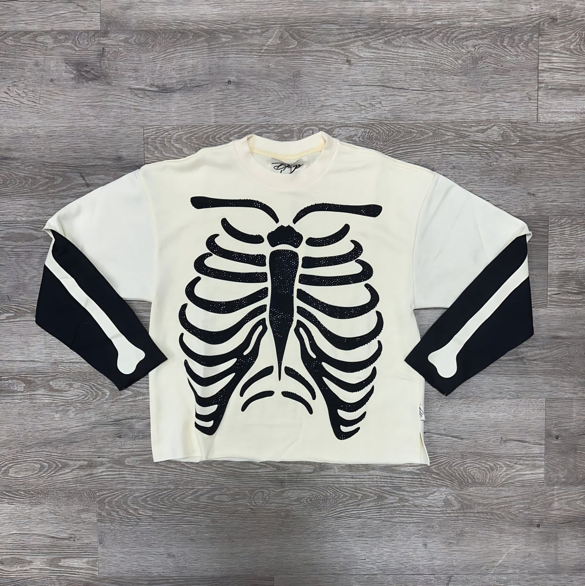 Black Keys Hurt Bones Layered Cropped Rhinestone T-shirt (Off White)