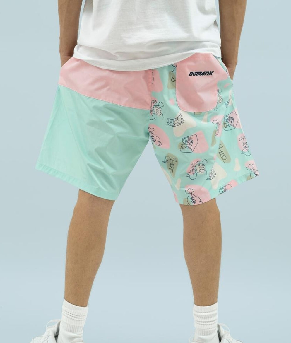 Outrank Money Flows Set With Reversible Bucket Hat